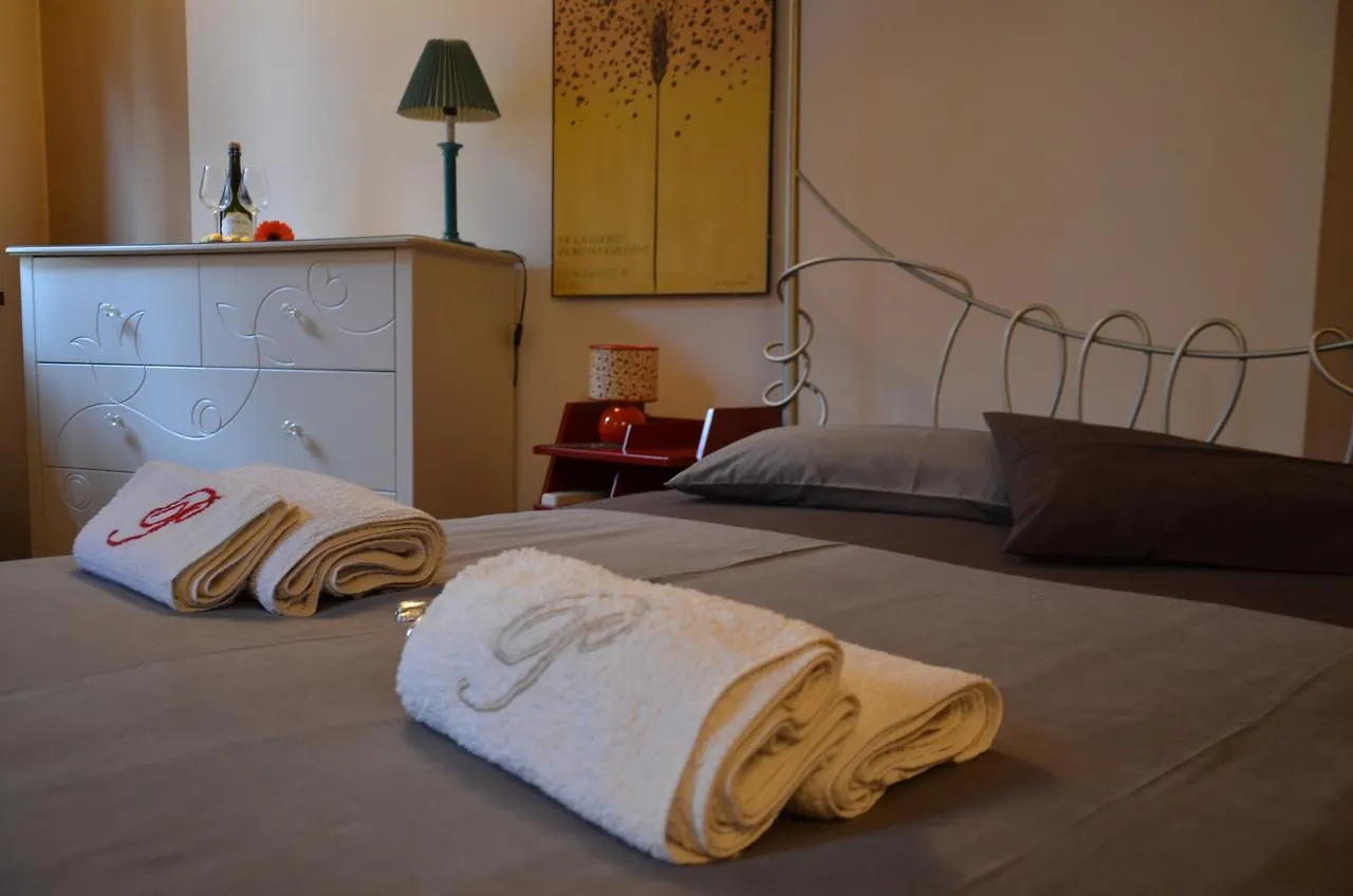 Bed and Breakfast Prigioni House à Peschiera del Garda Couette-café